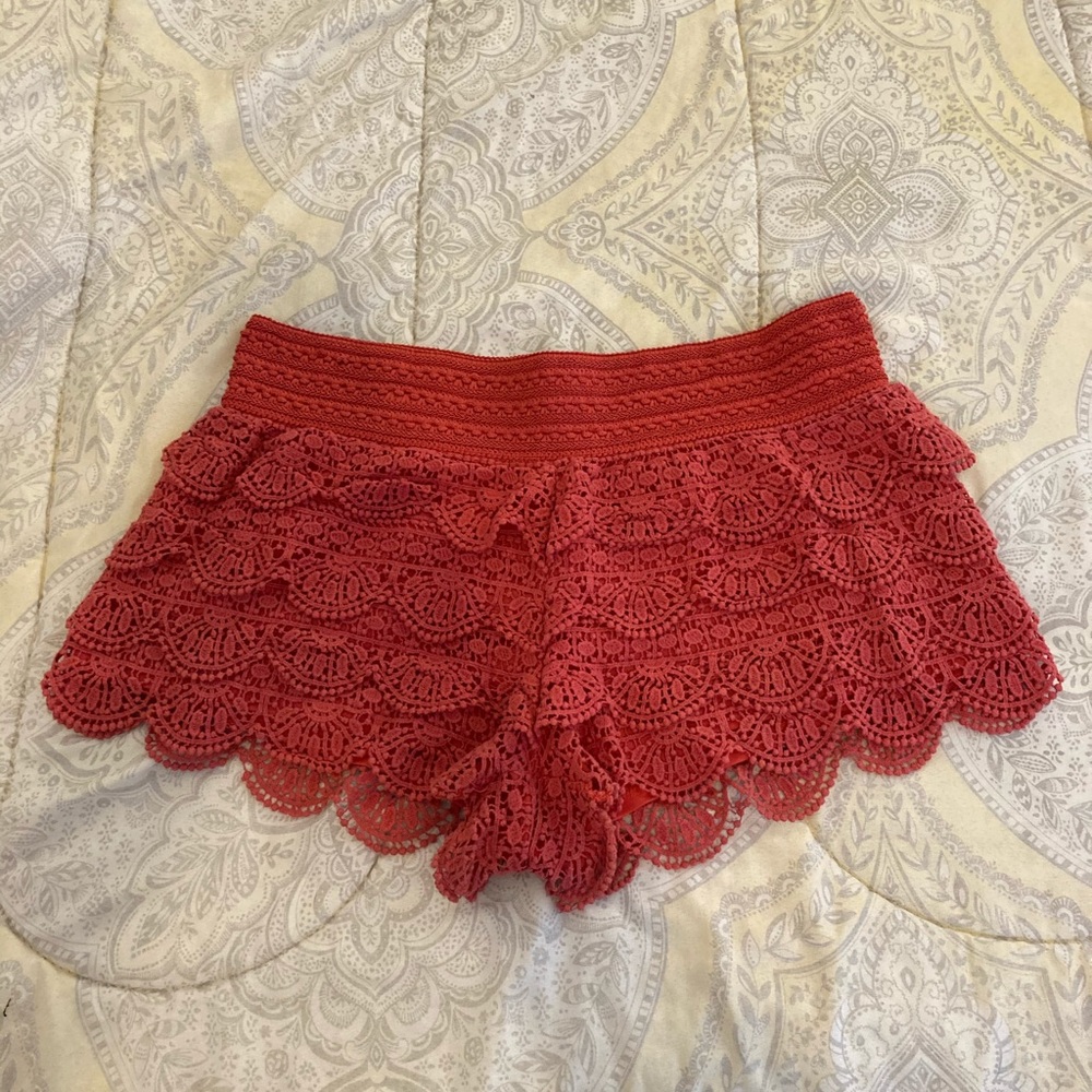 Crocheted shorts